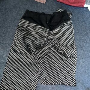 Tahira by KB scrunch legging